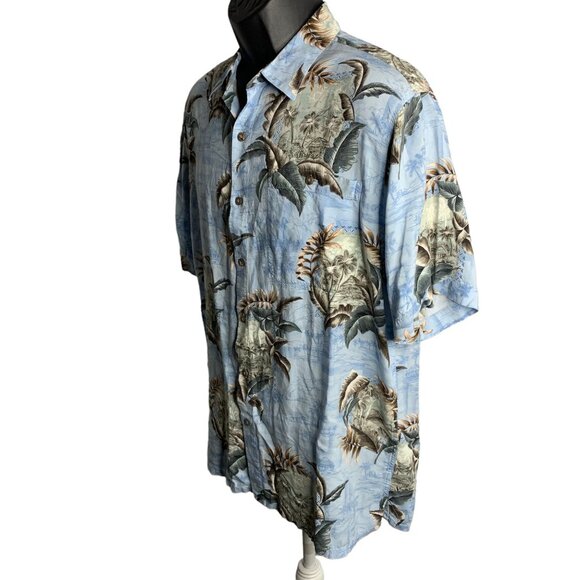 Batik Bay Button Up Hawaiian Camp Shirt L Blue Beach Pocket Short Sleeve Collar - Picture 3 of 6